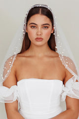 Violette Pearl Accent Veil White
