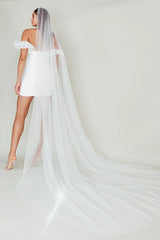 Violette Pearl Accent Veil White